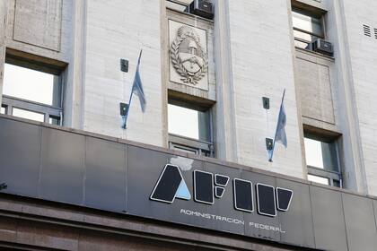 La AFIP podría recaudar menos impuestos