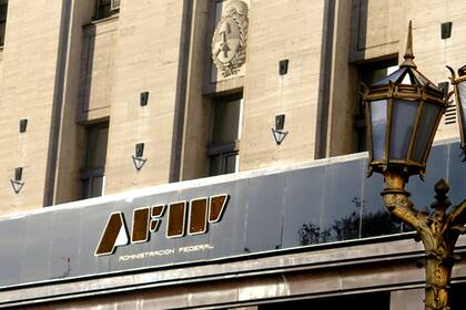 La AFIP pone la lupa sobre las cuentas bancarias fuera del país
