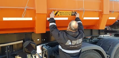 La AFIP también hizo operativos en diversas rutas del país como parte de otras acciones de control