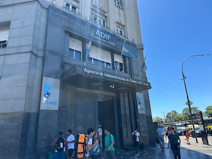 La Agencia de Administración de Bienes del Estado permanece con las puertas abiertas durante el paro de hoy