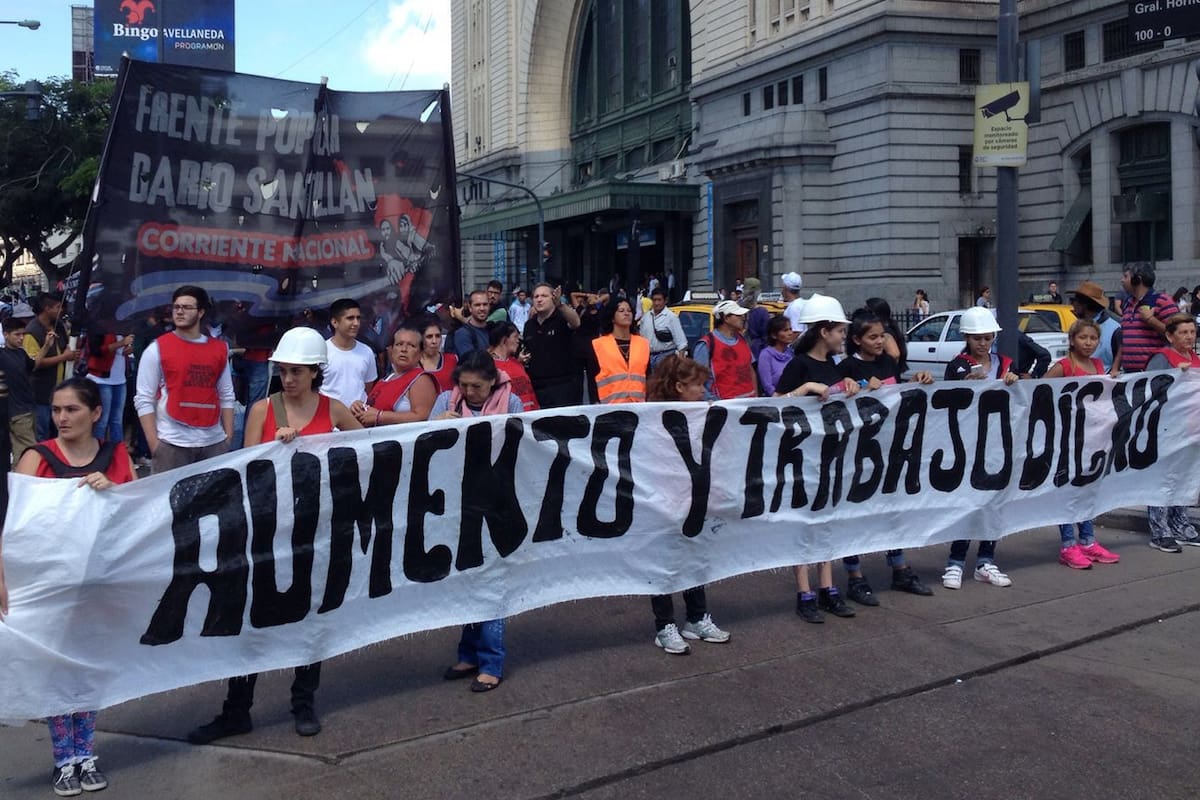 La agrupación Darío Santillán protesta por planes que beneficie a los sectores más humildes