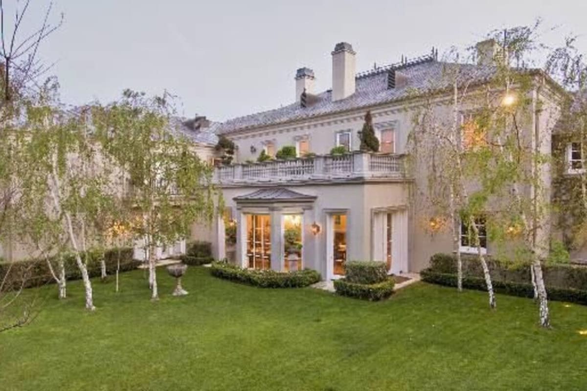 La ahora ex mansión de Elon Musk, una belleza arquitectónica de estilo francés