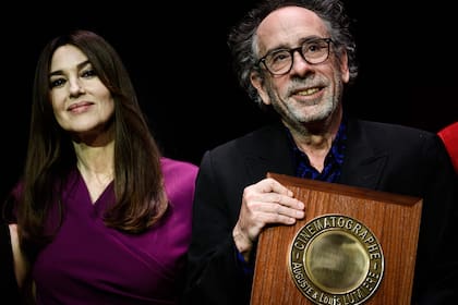 La ahora expareja se reencontró cuando Bellucci le entregó a Burton el premio Lumiere en el Festival de Lyon