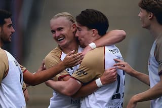 Anotó el primer gol de 2026 y más tarde corrió de arco a arco para dar la sorpresa de año nuevo