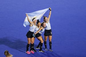 La alegría de las Leonas tras conseguir la medalla de oro y el pasaje a los Juegos Olímpicos