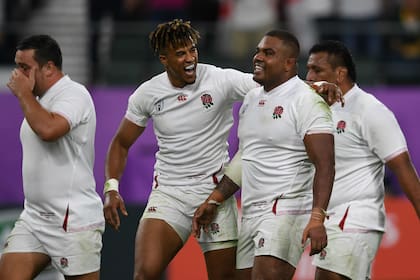 La alegría de los ingleses tras vencer a Australia