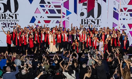 La alegría de los premiados durante la celebración en Londres