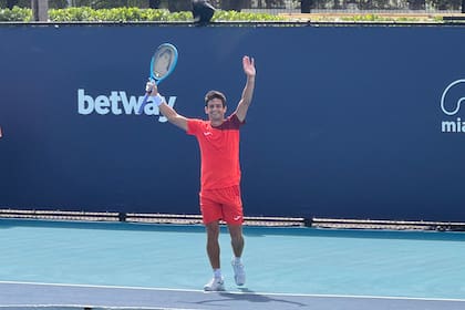 La alegría de Mariano Navone, tras superar la primera ronda en el Miami Open