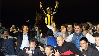 La alegría del jockey ganador