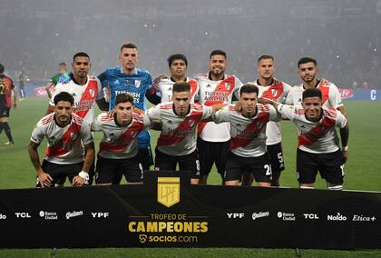 La alineación titular que consiguió un nuevo cetro para River: el Trofeo de Campeones.