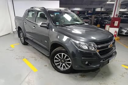 La almoneda cuenta con seis pickups medianas