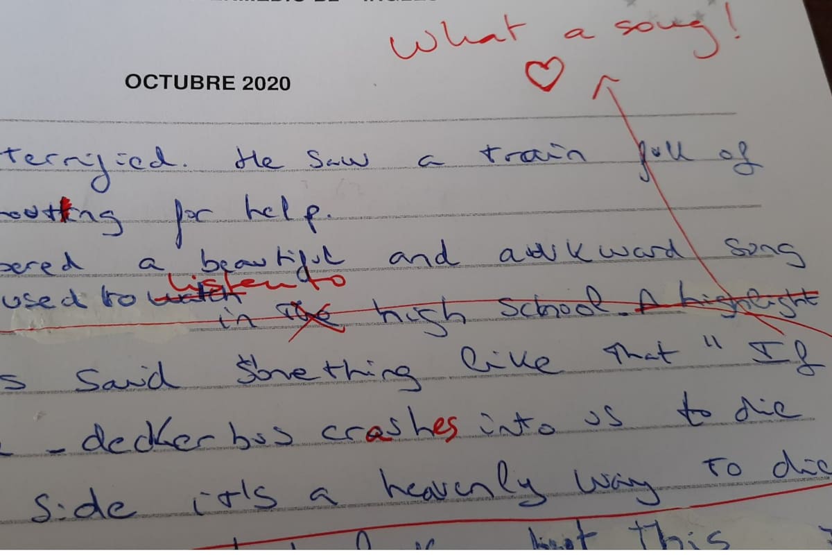 La alumna citó una canción de The Smiths en el examen y la respuesta del profesor se volvió viral