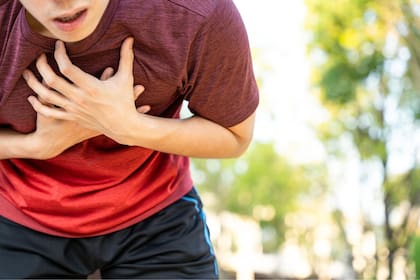 La angioplastia permite reabrir una arteria coronaria obstruida y restablecer el flujo sanguíneo