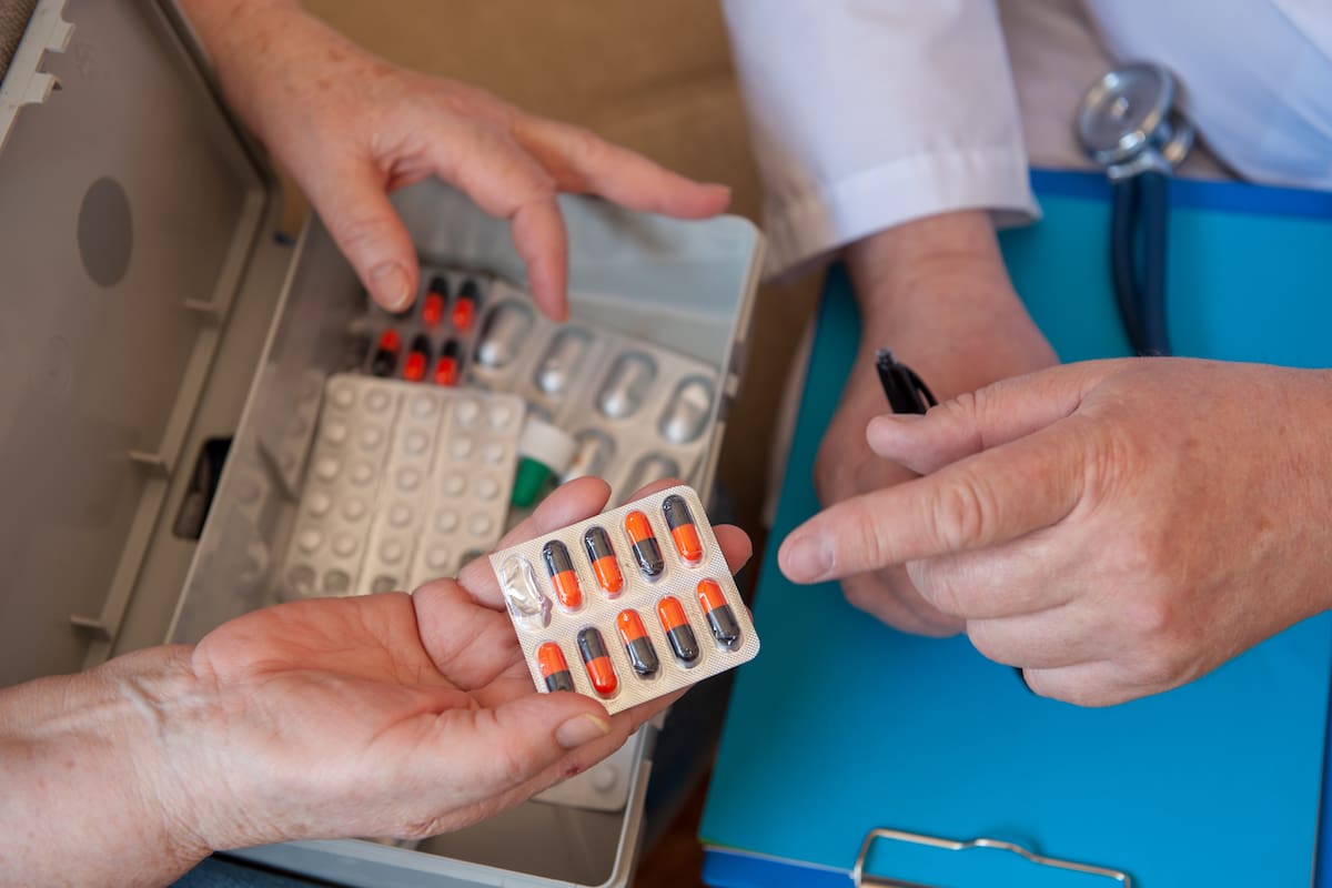 La Anmat canceló las autorizaciones para elaborar y comercializar medicamentos de 15 firmas