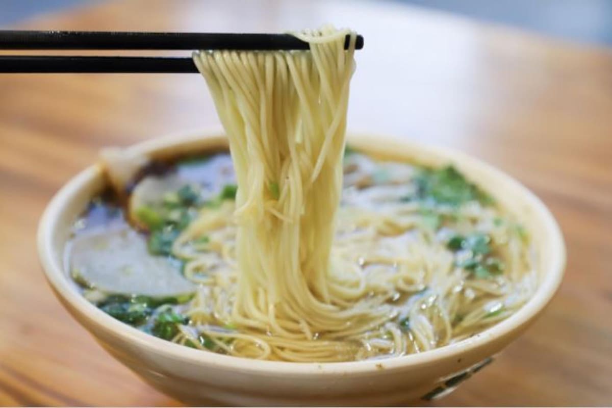 La Anmat prohibió unos fideos secos a base de arroz entre otros alimentos