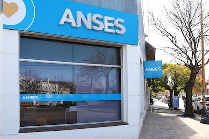 La Anses, en colaboración con el ministerio de Economía, pagará un refuerzo de ingresos para trabajadores informales