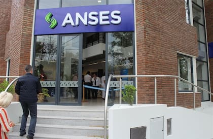 El resto de las asignaciones comenzará a pagarse a partir de mañana