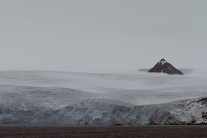 La Antártida es un desierto de hielo y su clima es el más frío del planeta