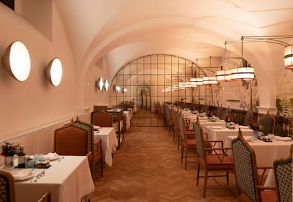 La antigua bodega del palacio se restauró para convertirse en espacio para eventos y, también, para el desayuno de los huéspedes.