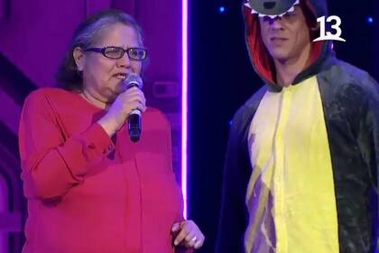 La aparición de Elizabeth Ogaz en los Giga Awards