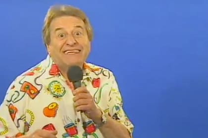 La aparición en YouTube de una vieja publicidad de Norbert Degoas en la televisión marplatense revivió su estilo en diversos memes y versiones publicadas en las redes sociales