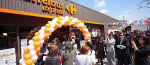 Carrefour abrió su primera tienda en el Barrio Padre Mugica