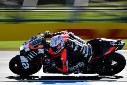 La Aprilia de Aleix Espargaro rueda en Phillip Island