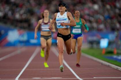 La argentina Belén Casetta gana los 3000 metros con obstáculos de los Juegos Panamericanos en Santiago, Chile