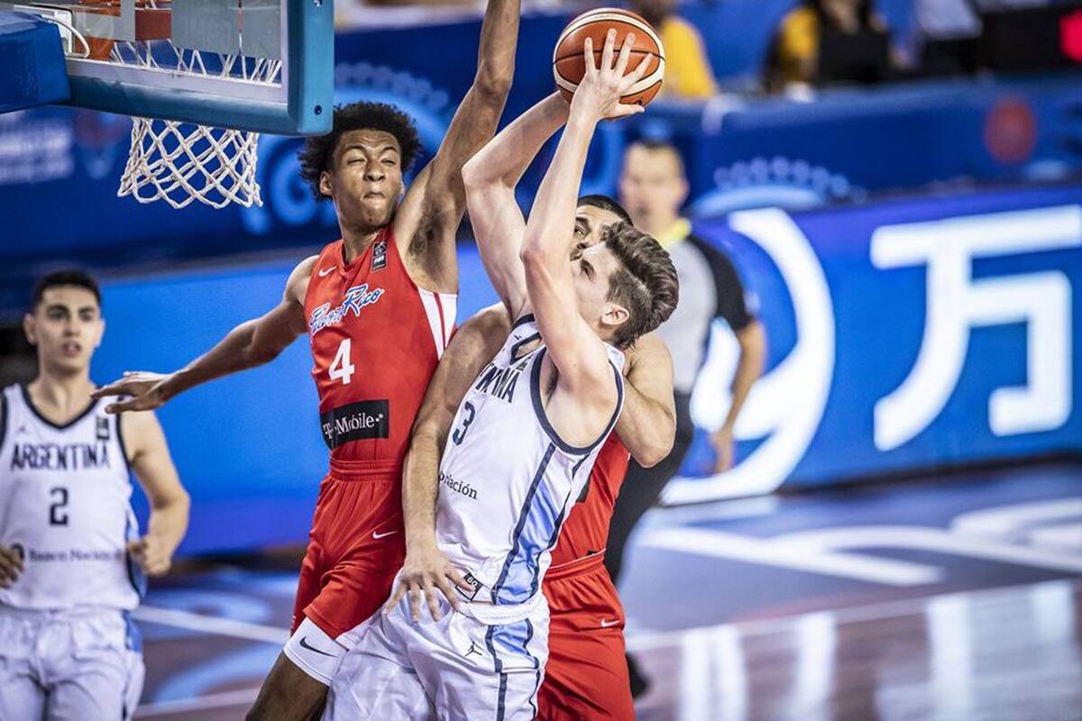 La Argentina cayó ante Puerto Rico por 77-57