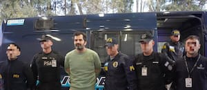 La Argentina expulsó a México a un contraalmirante acusado de contrabando de combustible