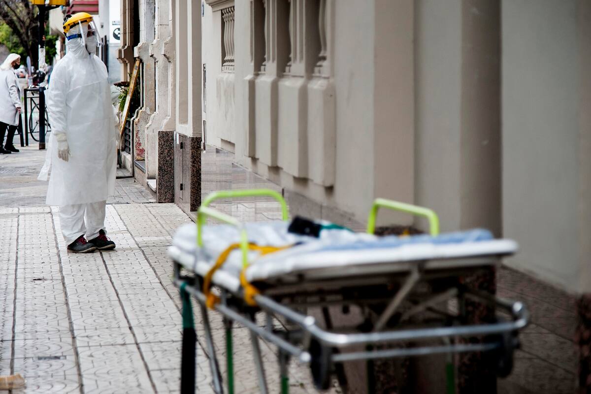 La Argentina se acerca a los 25 mil muertos a causa del virus SARS-CoV-2.