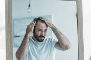 La molécula que activa folículos dormidos y podría regenerar el crecimiento del pelo