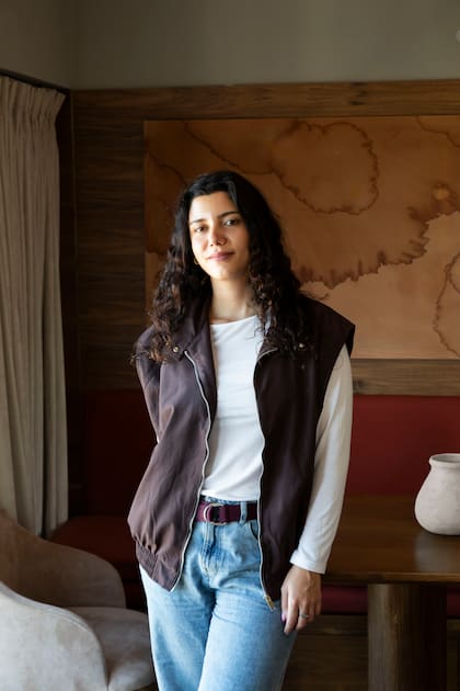 La arquitecta Aylén Costantini, al frente del proyecto de diseño interior.