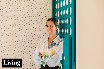 La arquitecta Camila Monge incursionó por primera vez en el diseño de un café con Misty, el proyecto de Jazmín Altarriba y Sol Maestripieri.