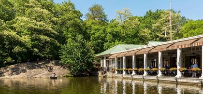 La arquitectura de Loeb Boathouse corresponde a la época victoriana (Crédito: Central Park New York City)