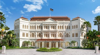 La arquitectura victoriana colonial del Raffles Hotel de Singapur data de 1899.