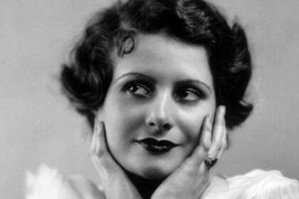 La artista cambió nuestra lengua con su talento. Fuente: Pinterest.