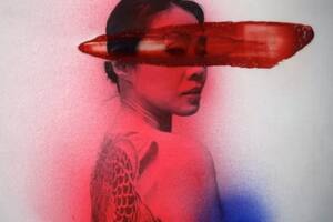 La artista dejó Francia para trasladarse a Japón y retratar a las mujeres de la mafia japonesa (Foto: CHLOÉ JAFÉ)