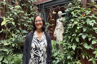 Con videos de hormigas y un colibrí, Donna Conlon cautiva en Pinta BAPhoto
