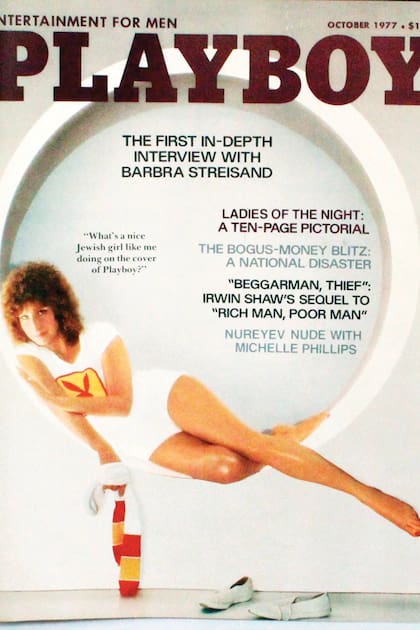 La artista fue tapa de la revista Playboy en 1977, pese a su negativa a desnudarse para la producción fotográfica.