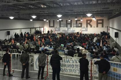 La asamblea de aeronáuticos momentos antes de los incidentes