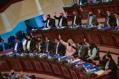 La Asamblea Legislativa controlada por el partido oficialista Nuevas Ideas cesó en 2021 al entonces fiscal general Raúl Melara