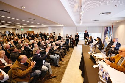 La asamblea realizada hoy en la entidad y donde se conoció la victoria de Pino