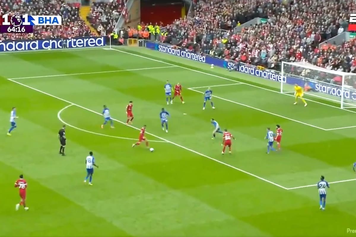 La asistencia de Alexis Mac Allister para Salah en la victoria de Liverpool vs. Brighton