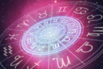 La astróloga conocida como Mia Astral explicó cuáles serán los eventos importantes de noviembre