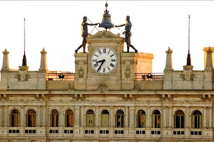 El reloj de la Auditoría General de la Nación es único en la Ciudad