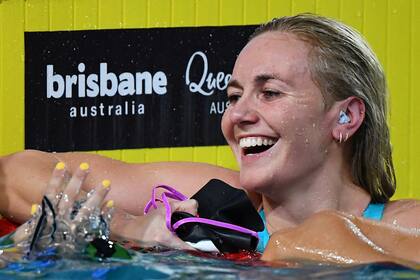 La australiana Ariarne Titmus tras ganar con un récord mundial la final de los 200 metros estilo libre en el preolímpico de Australia, el miércoles 12 de junio de 2024 (Jono Searle/AAP Image vía AP)