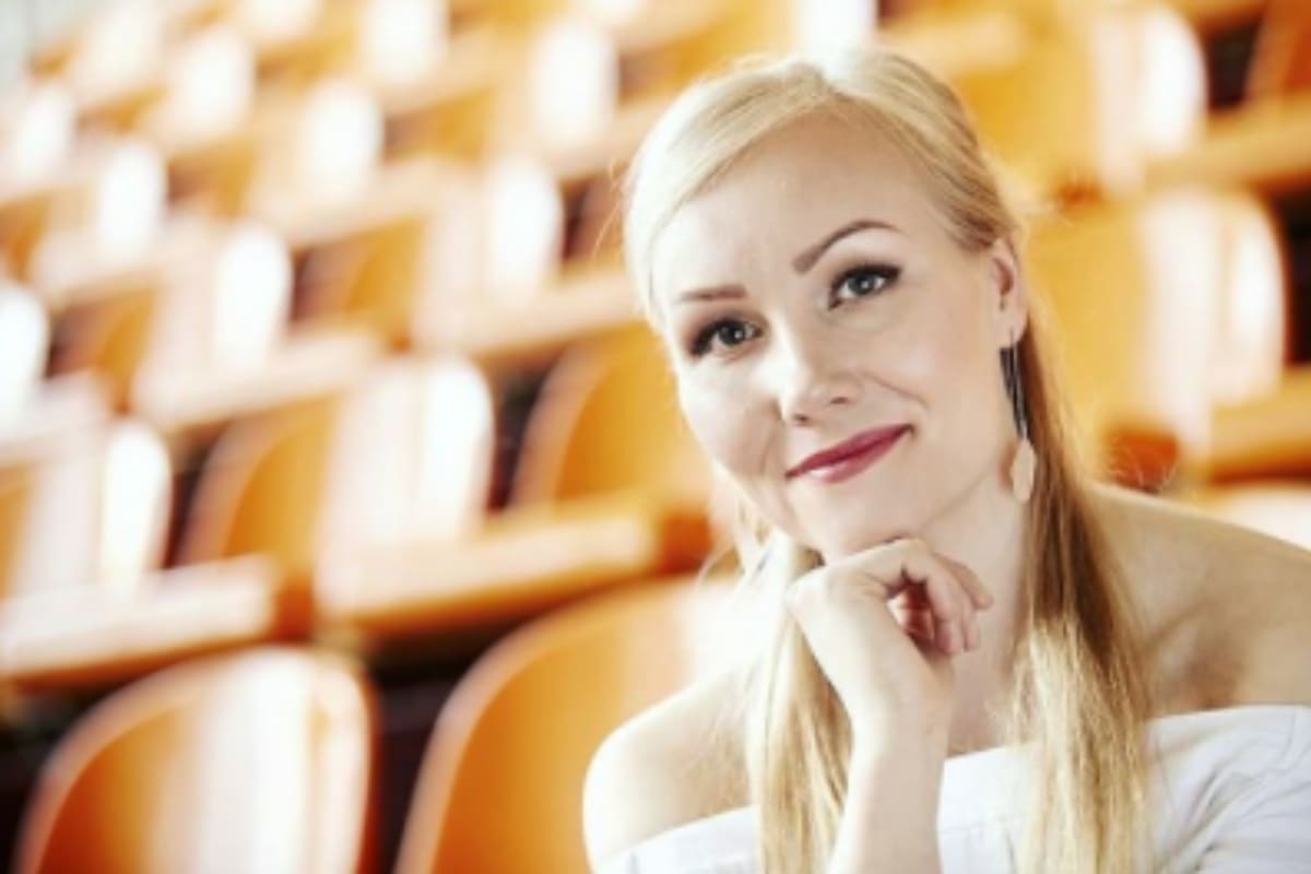 La automovilista finlandesa Emma Kimiläinen contó cuál fue la escandalosa "cláusula sexual" que se le propuso en un contrato para integrar un equipo de Indy Lights. Además, celebró los cambios que vinieron de la mano del feminismo en el mundo del deporte