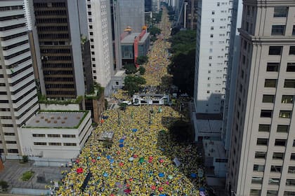 La avenida paulista, la principal de San Pablo, en la manifestación del domingo 25 de febrero