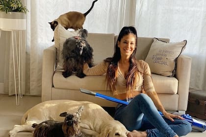 La bailarina mostró la intimidad de su casa